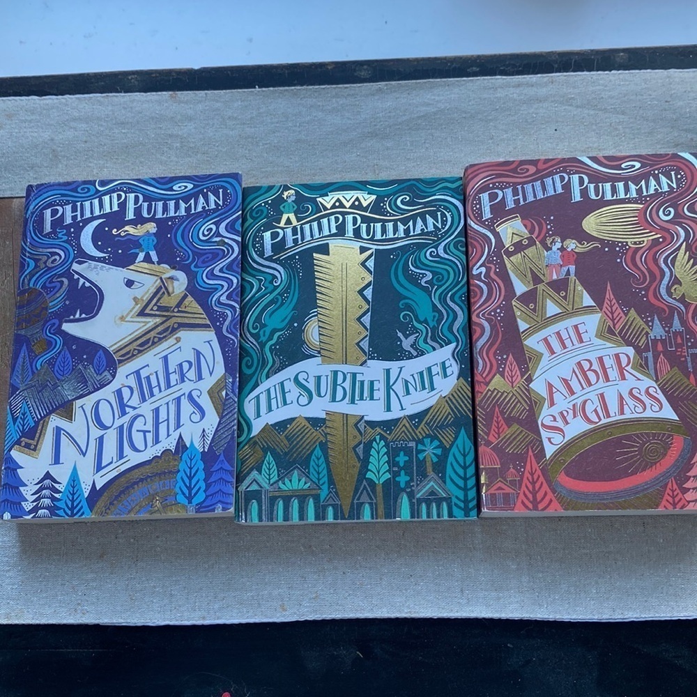 Philip Pullman Northern Lights Complete Trilogy Young Adult Fantasy Book Novel